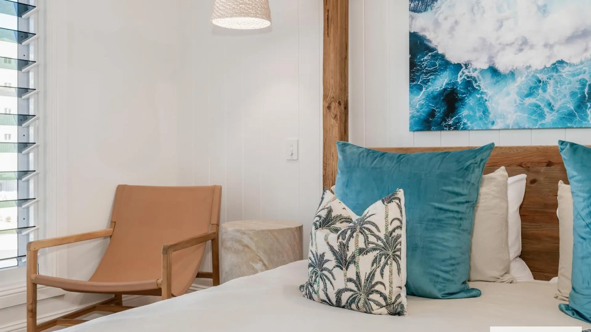 Holiday home Bargara Coastal Luxe Aircon, Outside Pet, Sleeps 8 Villa