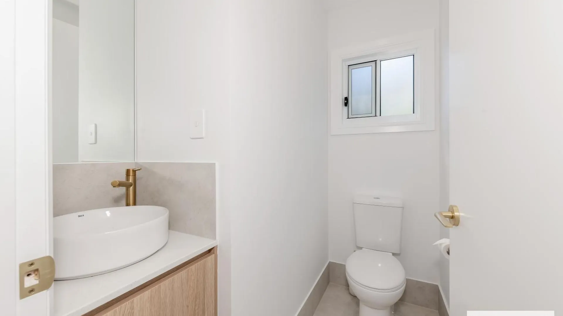 Holiday home Bargara Coastal Luxe Aircon, Outside Pet, Sleeps 8 Villa